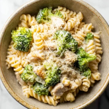 Delicious chicken broccoli pasta dish served in a bowl.